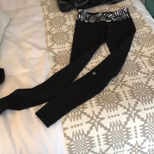 Lululemon “wunder under” pant